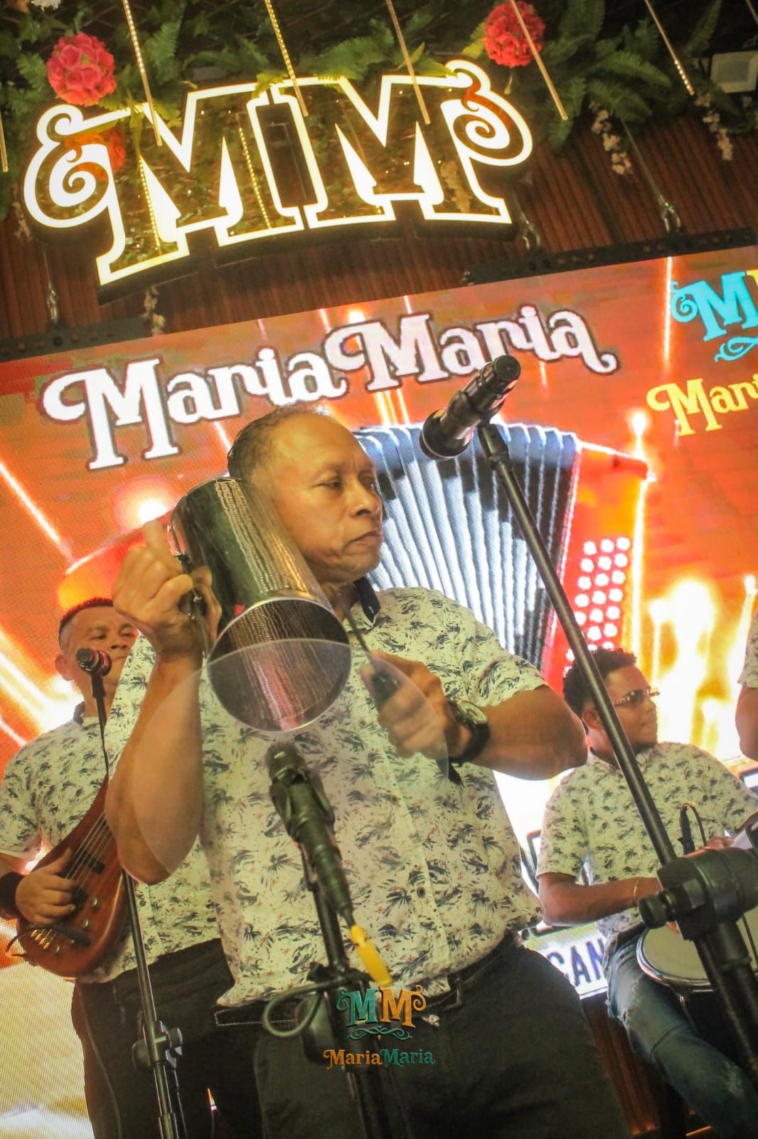 Vallenato Bogotá Live tocando en vivo en un evento en Bogotá