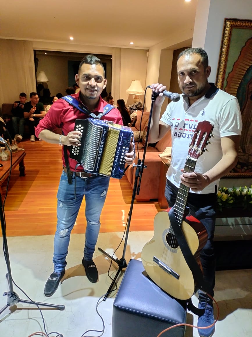 Vallenato Bogotá Live en un evento familiar